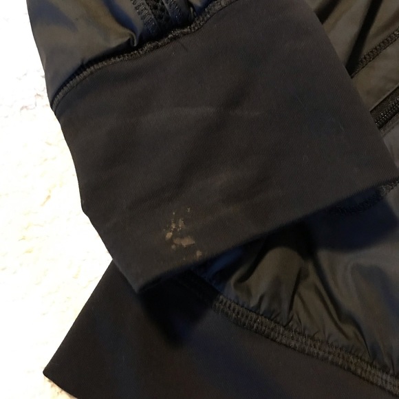 Lululemon Run: Two To Make It True Jacket sz 10 reversible black windbreaker - Picture 13 of 13